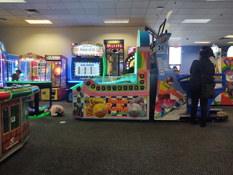 Fun arcade games inside
