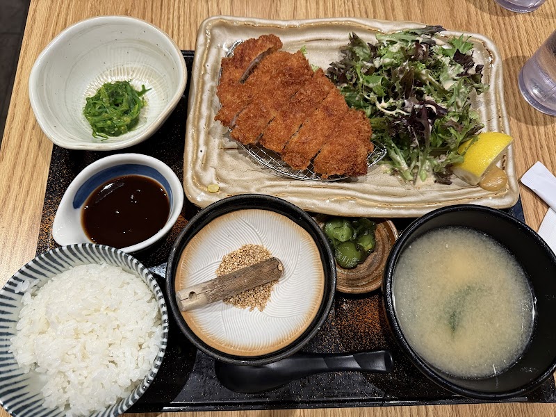 Full teishoku set meal